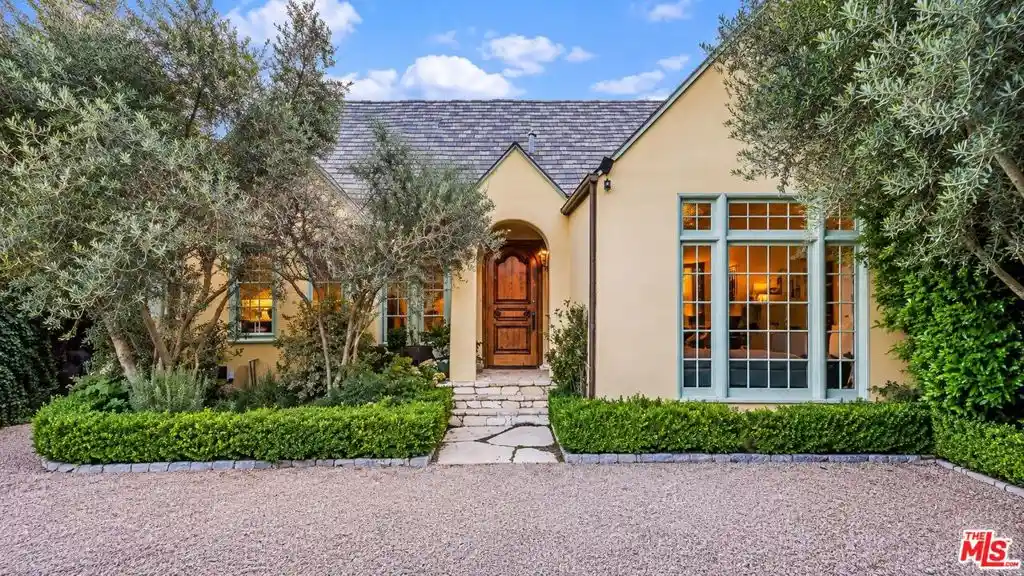 Photo 1 of Single family home for sale at 343 S Bundy Dr, Los Angeles, CA 90049 | MLS# 26103359 | Listing updated on 2026-10-28