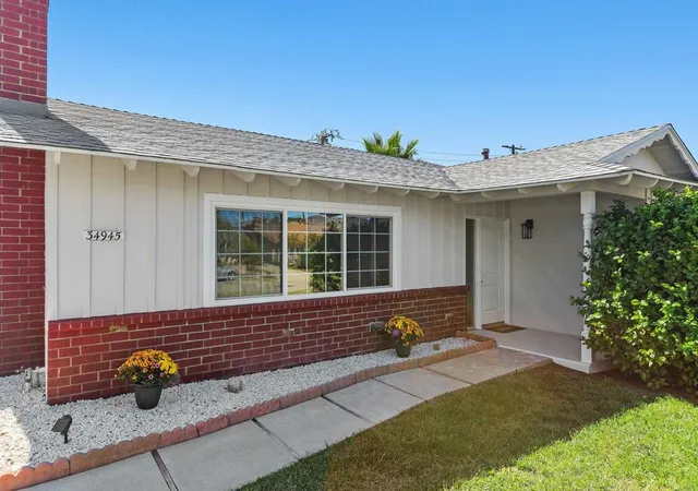 Photo 4 of Single family home for sale at 34945 Dewey Ave, Yucaipa, CA 92399 | MLS# NDP2609682 | Listing updated on 2026-10-30