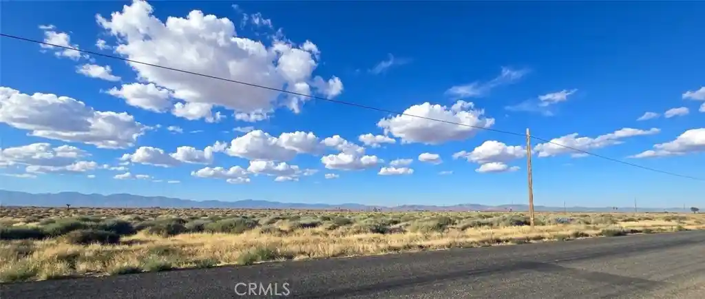 Land for sale at 9200 E Ave F 8, Lancaster, CA 93535 | MLS# DW26226971