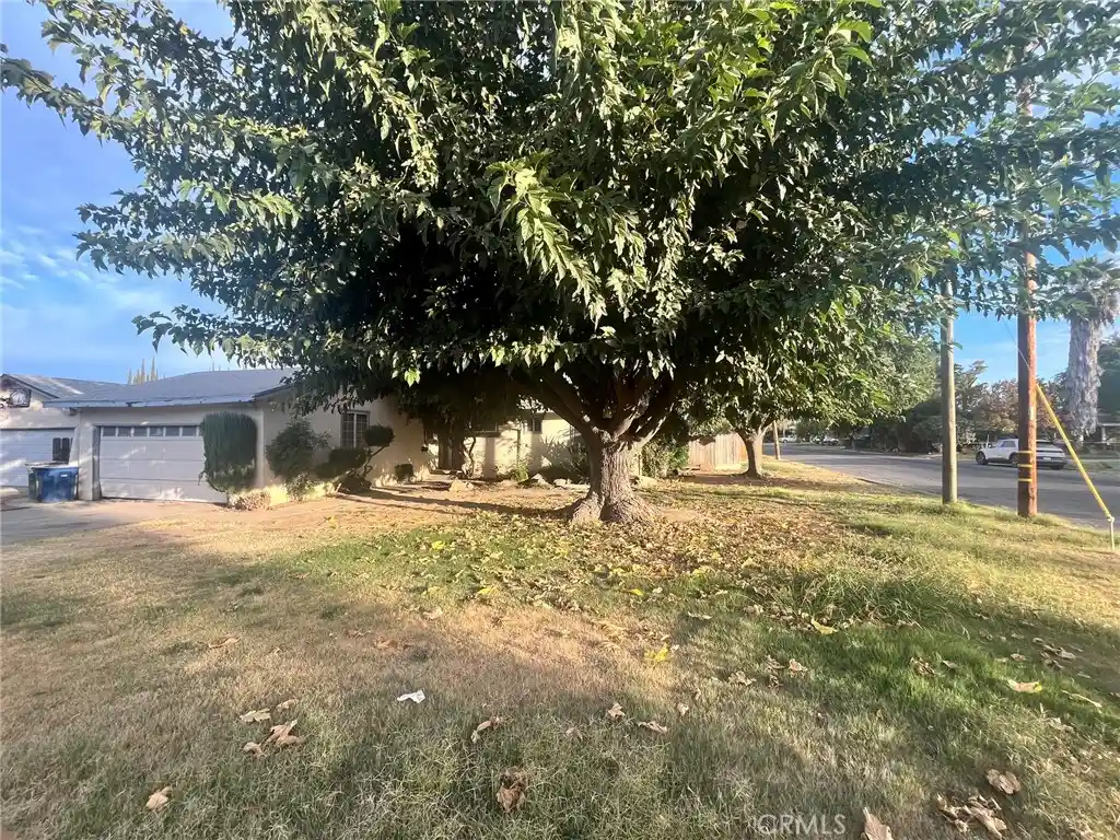 Photo 1 of Single family home for sale at 1237 E Alexander, Merced, CA 95340 | MLS# MC26225546 | Listing updated on 2026-10-21