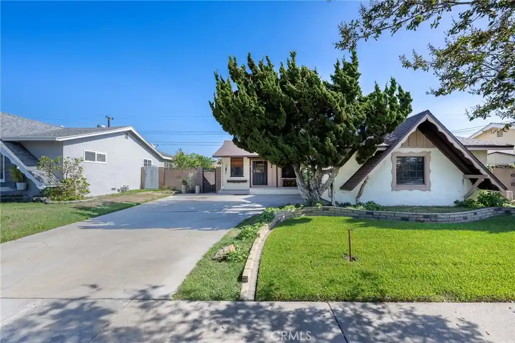 Photo 1 of Single family home for sale at 7660 El Chaco, Buena Park, CA 90620 | MLS# PW26225026 | Listing updated on 2026-10-25