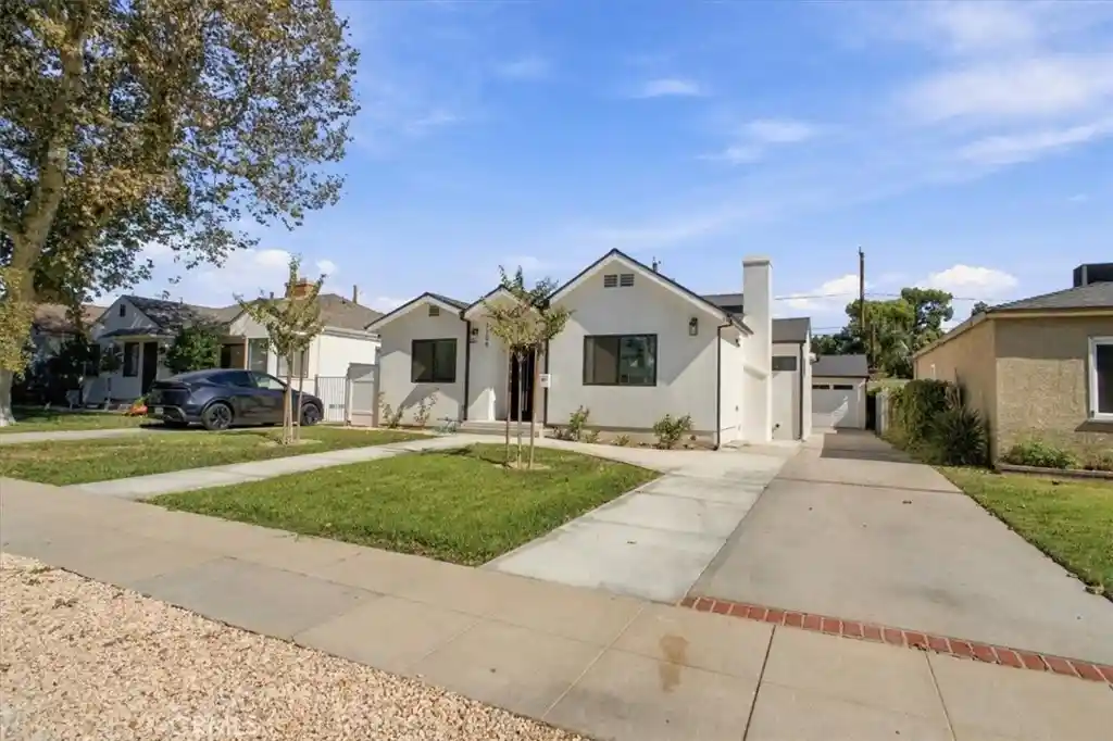 Single family home for sale at 1106 N Florence, Burbank, CA 91505 | MLS# SR26226439