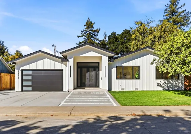 Single family home for sale at 1695 Cherry Grv Dr, San Jose, CA 95125 | MLS# ML82065152