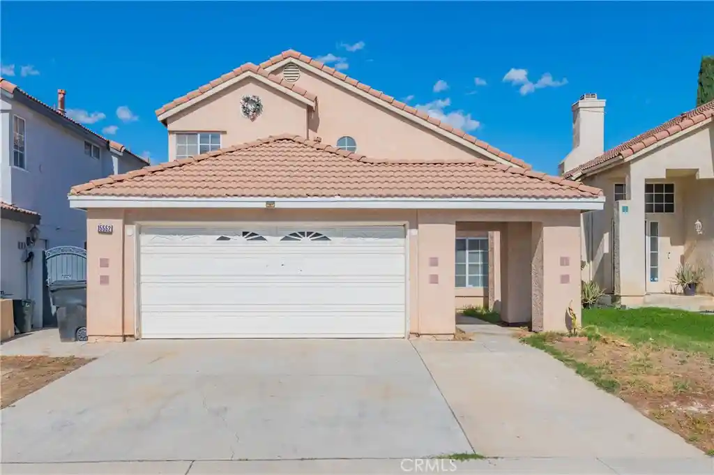 Single family home for sale at 15552 Willow Dr, Fontana, CA 92337 | MLS# TR26226383