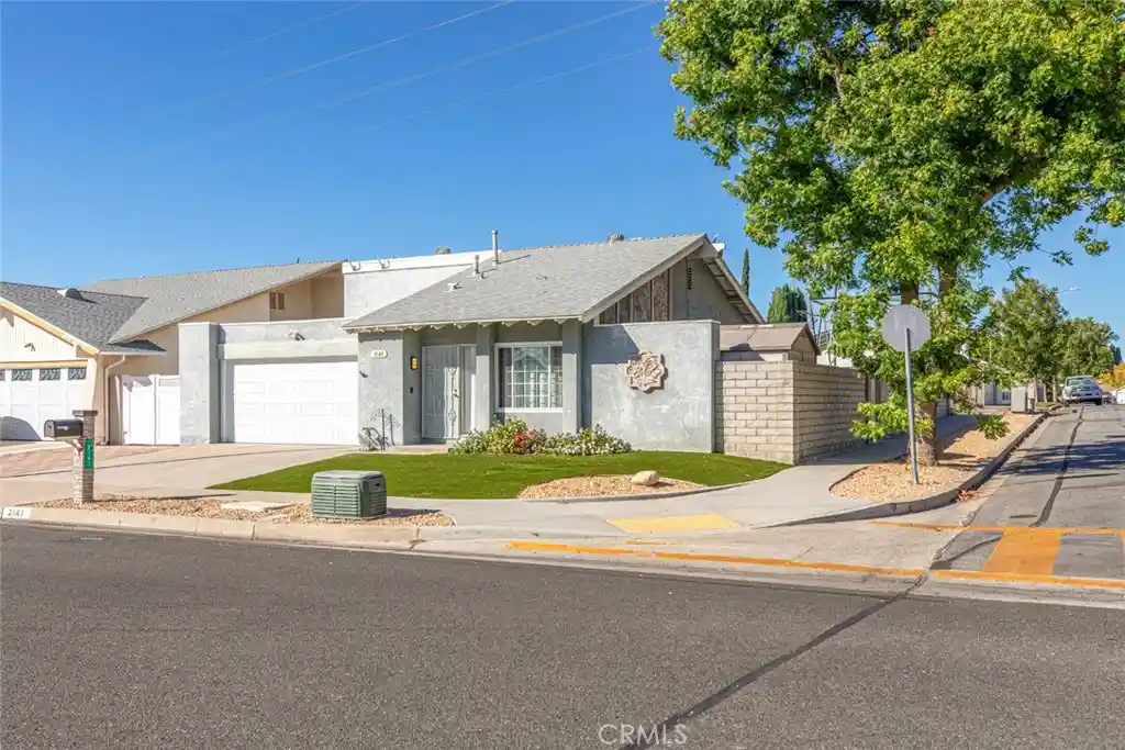 Photo 1 of Single family home for sale at 2141 Hietter Ave, Simi Valley, CA 93063 | MLS# GD26226219 | Listing updated on 2026-10-25