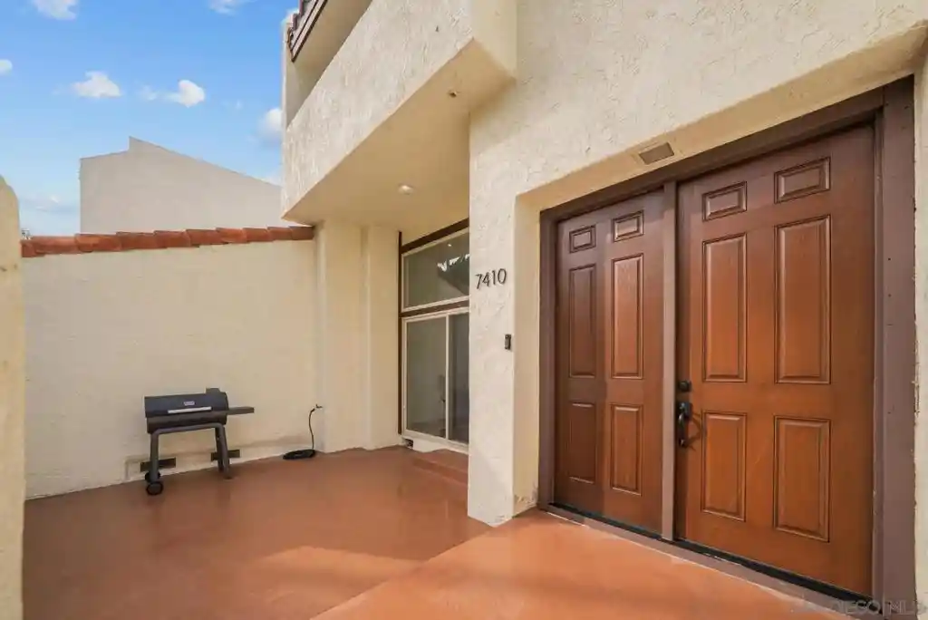 Photo 1 of Townhouse for sale at 7410 Caminito Carlotta, San Diego, CA 92120 | MLS# 260025309SD | Listing updated on 2026-10-20