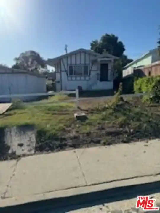 Multi family home for sale at 826 E 65th Street, Inglewood, CA 90302 | MLS# 26103335