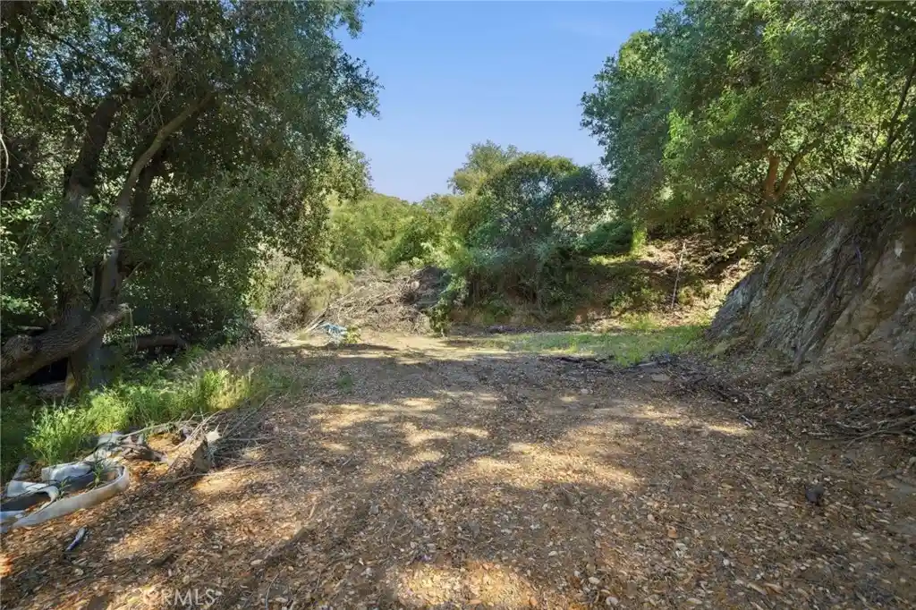 Photo 1 of Land for sale at 0 La Cresta, Murrieta, CA 92562 | MLS# AR26227512 | Listing updated on 2026-10-20