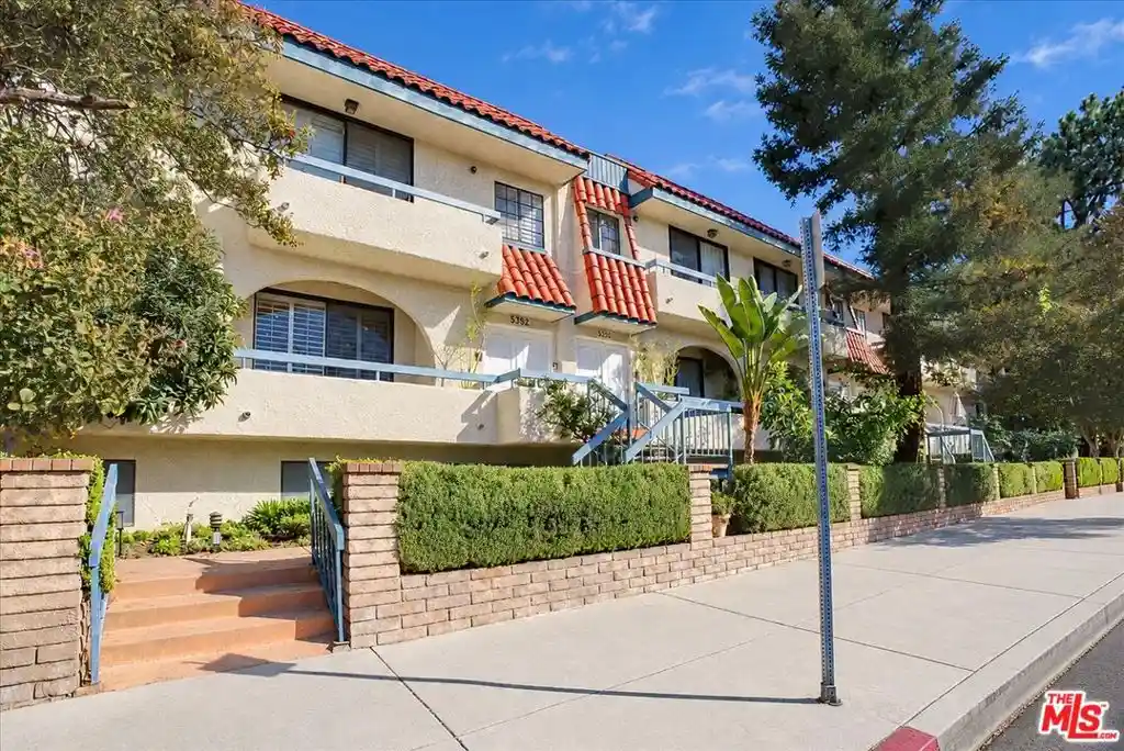 Photo 1 of Condo for sale at 5352 Zelzah Ave #14, Encino, CA 91316 | MLS# 26103422 | Listing updated on 2026-10-30