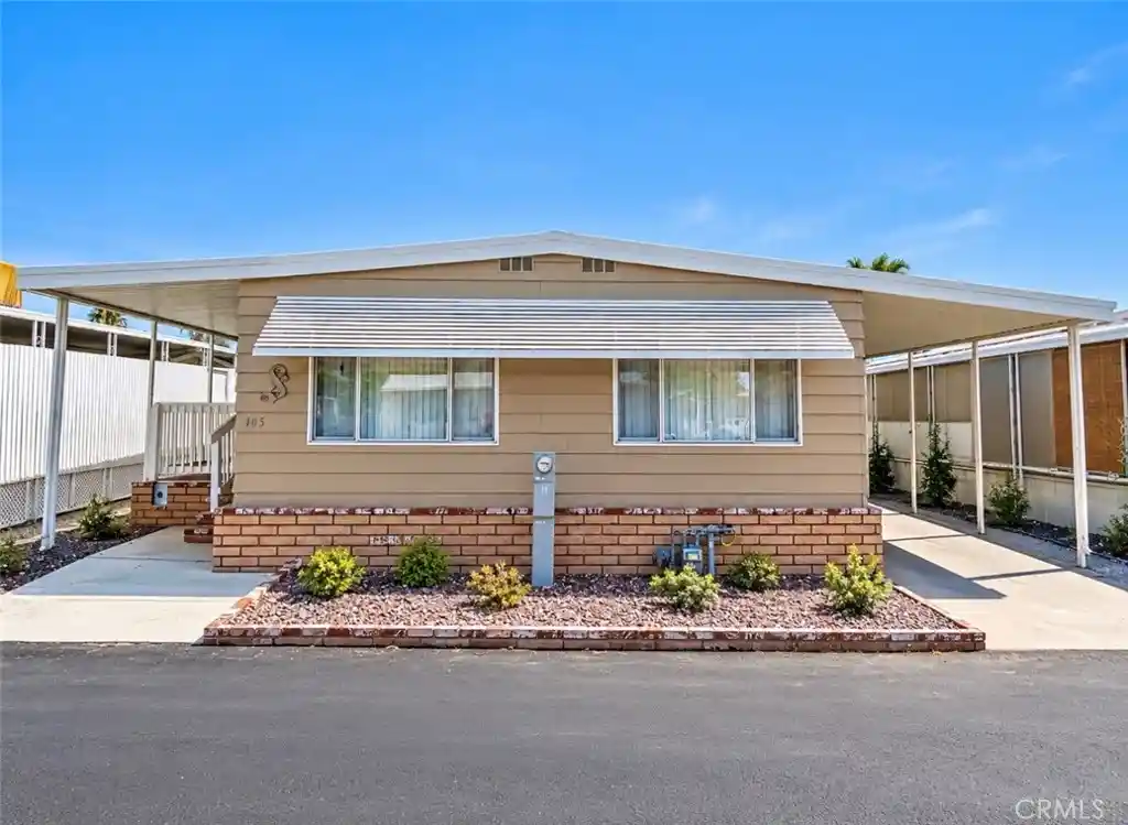 Photo 1 of Manufactured home for sale at 725 W Thornton Ave #105, Hemet, CA 92543 | MLS# SW26224541 | Listing updated on 2026-10-20