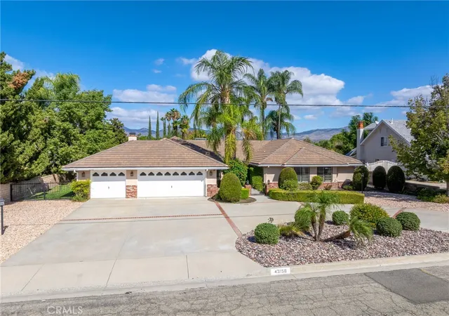 Photo 1 of Sale Pending at 43158 Mayberry, Hemet, CA 92544 | MLS# SW26227645 | Listing updated on 2026-10-30
