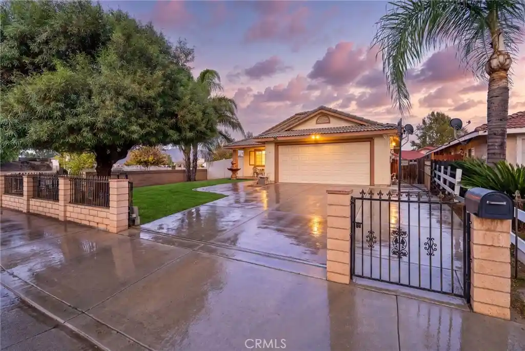 Photo 1 of Single family home for sale at 680 Seattle, Hemet, CA 92545 | MLS# IG26226473 | Listing updated on 2026-10-24