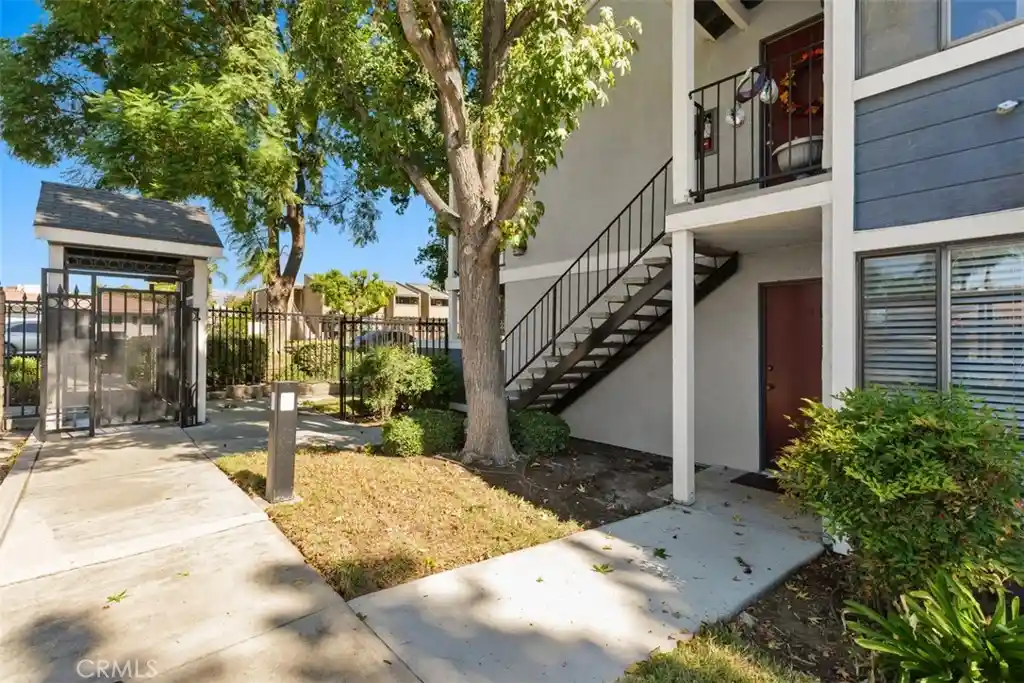 Condo for sale at 5165 Walnut #1, Chino, CA 91710 | MLS# TR26227780