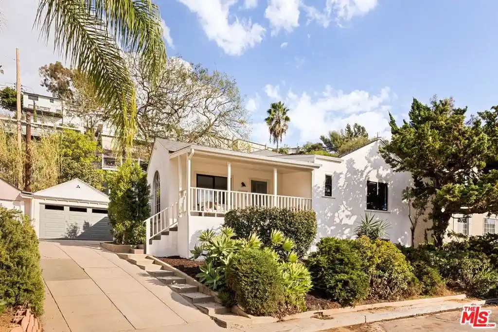 Single family home for sale at 1140 Oberlin Dr, Glendale, CA 91205 | MLS# 26103683