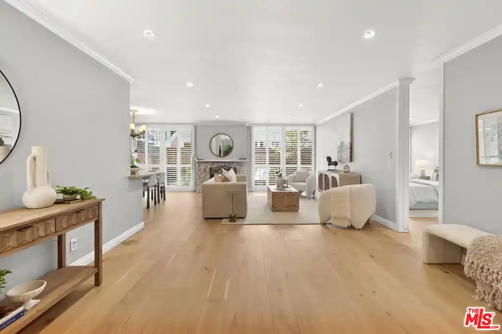 Condo for sale at 6515 Green Valley Cir #104, Culver City, CA 90230 | MLS# 26103225
