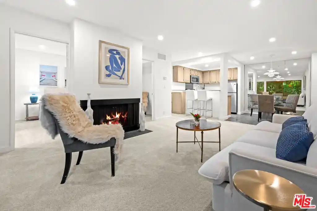Listing Photo 1 - Condo for sale in 950 N Kings Rd located at 950 N Kings Rd, West Hollywood, CA 90069 - Unit #209