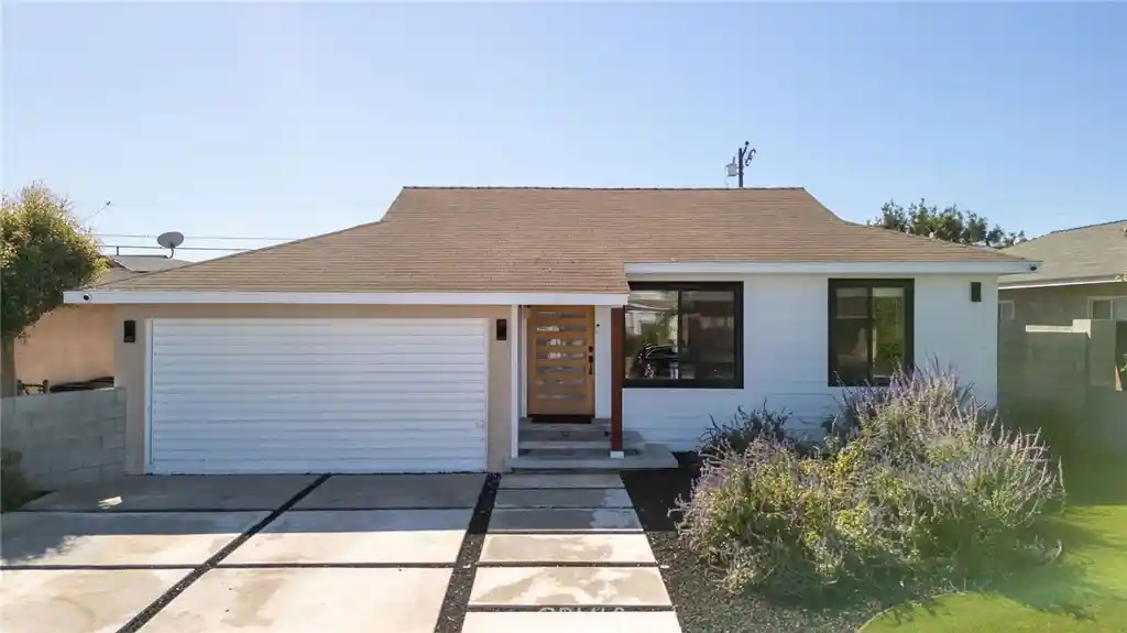 Single family home for sale at 152 East 137th, Los Angeles, CA 90061 | MLS# DW26227191