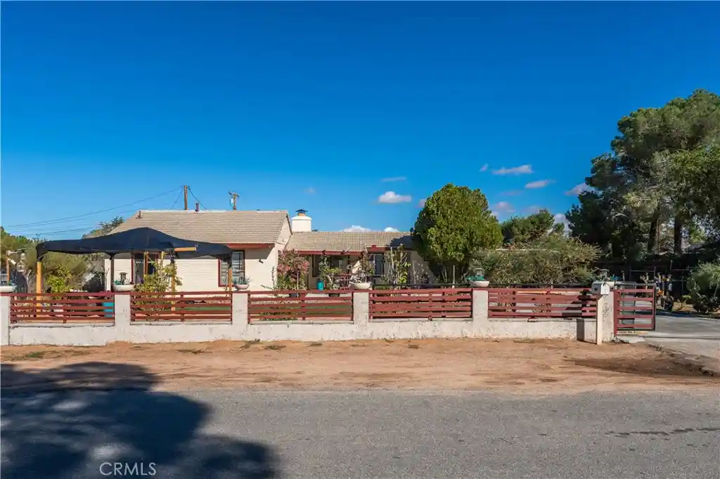 Photo 1 of Single family home for sale at 21998 Biloxi Rd, Apple Valley, CA 92307 | MLS# CV26228044 | Listing updated on 2026-10-28