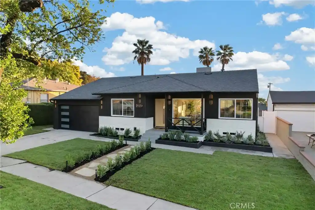 Single family home for sale at 10254 Roscoe Blvd, Sun Valley, CA 91352 | MLS# SR26227937