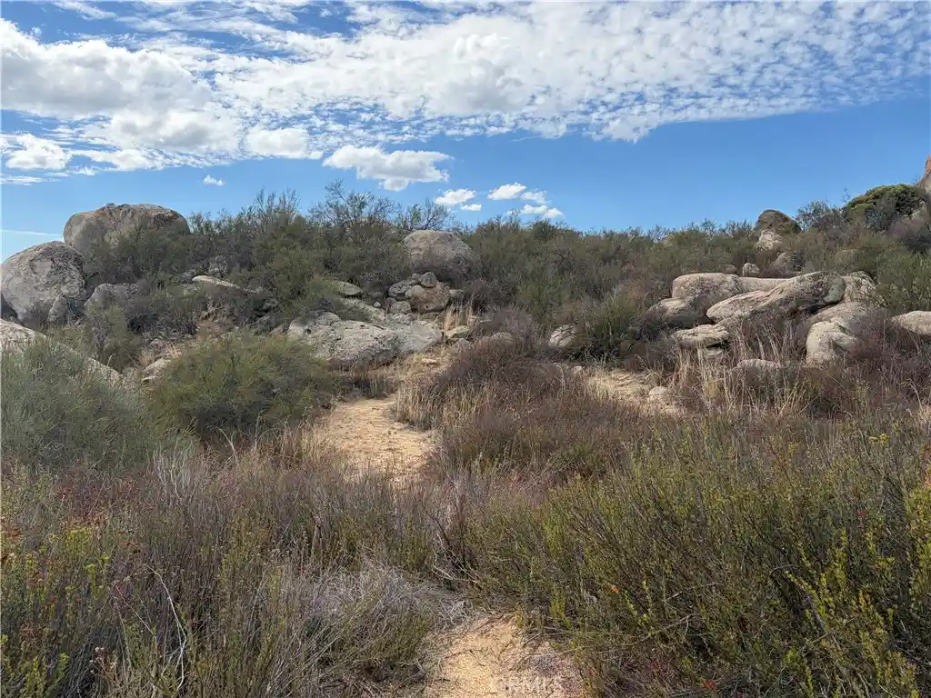 Land for sale at 812 Rocky Valley Way, Aguanga, CA 92536 | MLS# SW26226218