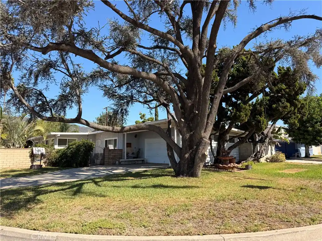 Single family home for sale at 837 W Hollyvale, Glendora, CA 91740 | MLS# CV26227710