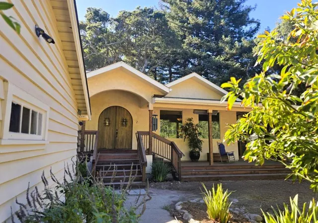 Photo 1 of Single family home for sale at 2 Esquiline Rd, Carmel Valley, CA 93924 | MLS# ML82065276 | Listing updated on 2026-10-30