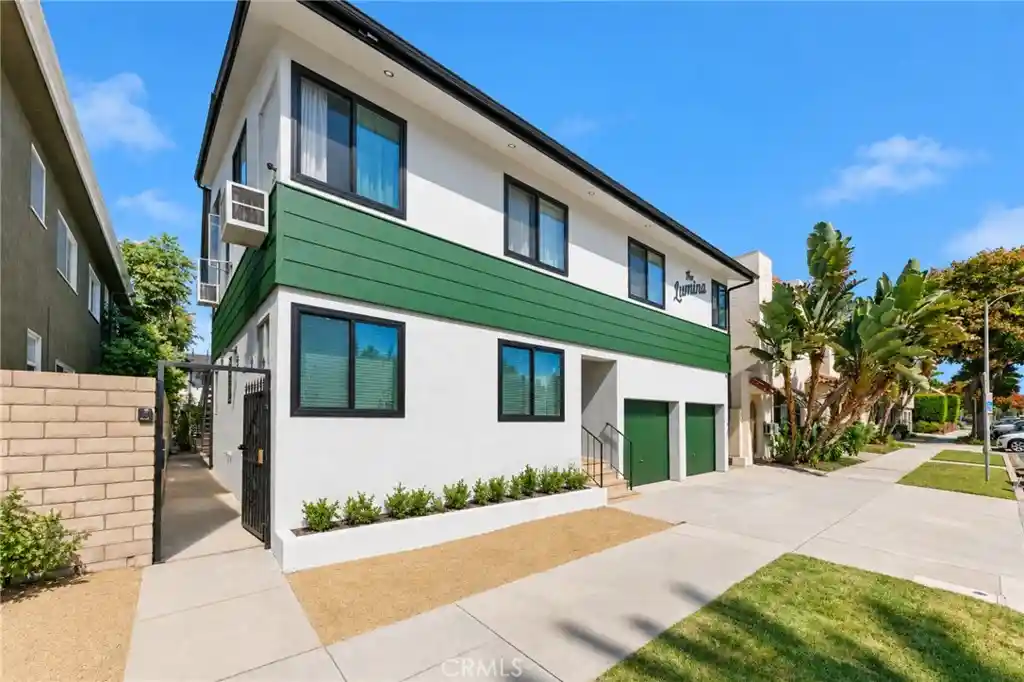 Photo 1 of Multi family home for sale at 1809 E Appleton, Long Beach, CA 90802 | MLS# PW26228231 | Listing updated on 2026-10-21