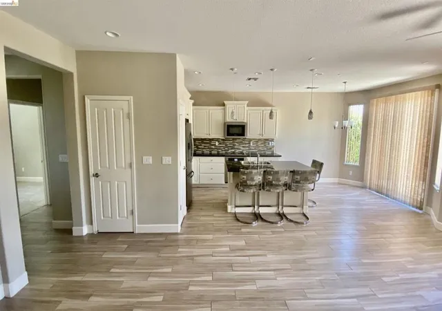 Photo 4 of Single family home for sale at 140 Alpine Dr, Rio Vista, CA 94571 | MLS# 41151872 | Listing updated on 2026-10-30