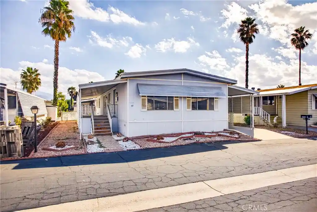 Photo 1 of Manufactured home for sale at 1525 W Oakland Ave #57, Hemet, CA 92543 | MLS# SW26227606 | Listing updated on 2026-10-22