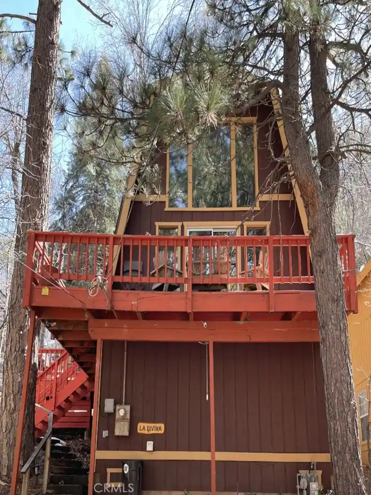 Single family home for sale at 32771 Encina Dr, Running Springs, CA 92382 | MLS# GD26226633
