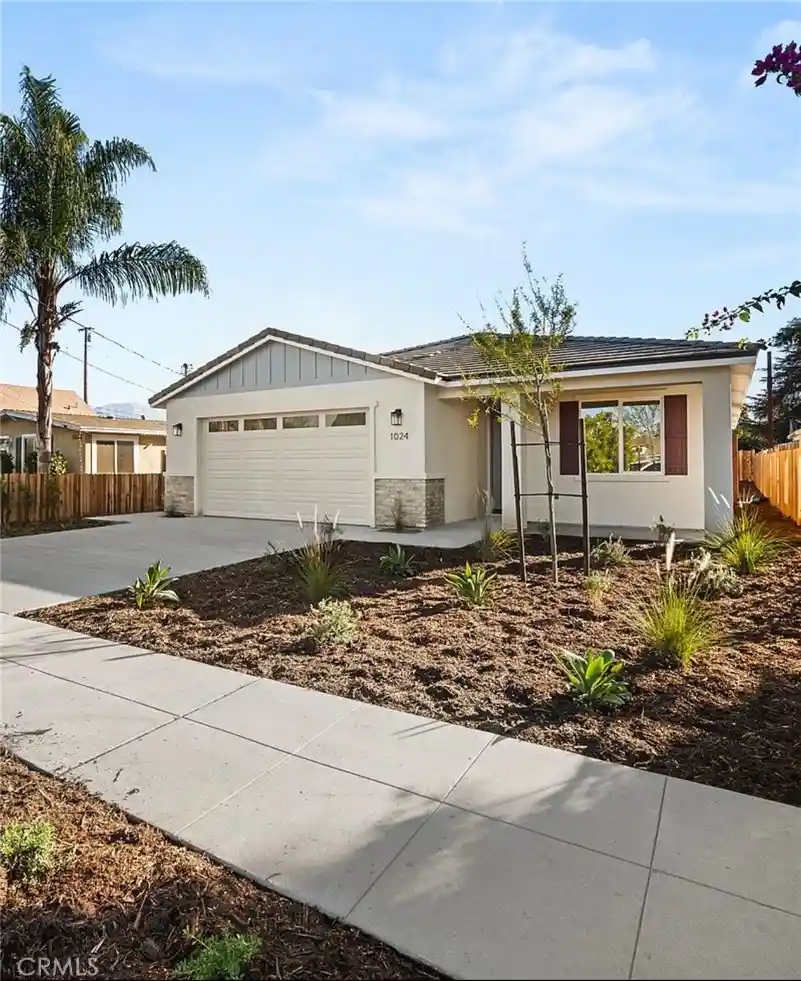 Photo 1 of Single family home for sale at 1024 6th, Redlands, CA 92374 | MLS# NP26227641 | Listing updated on 2026-10-29