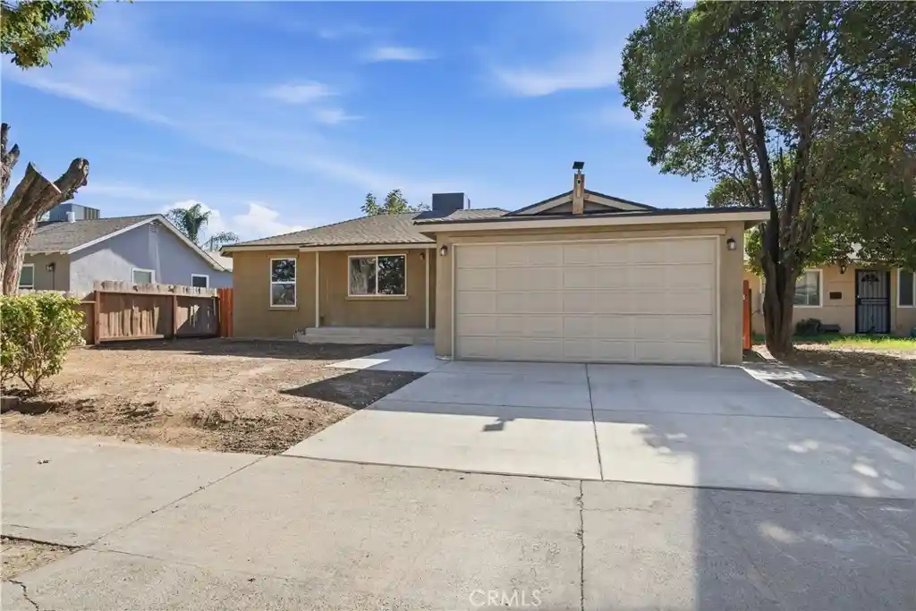 Photo 1 of Sale Pending at 832 West 9th, Merced, CA 95341 | MLS# MC26228422 | Listing updated on 2026-10-28