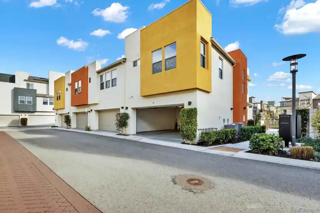 Condo for sale at 2076 Tango Loop #4, Chula Vista, CA 91915 | MLS# 260025419SD