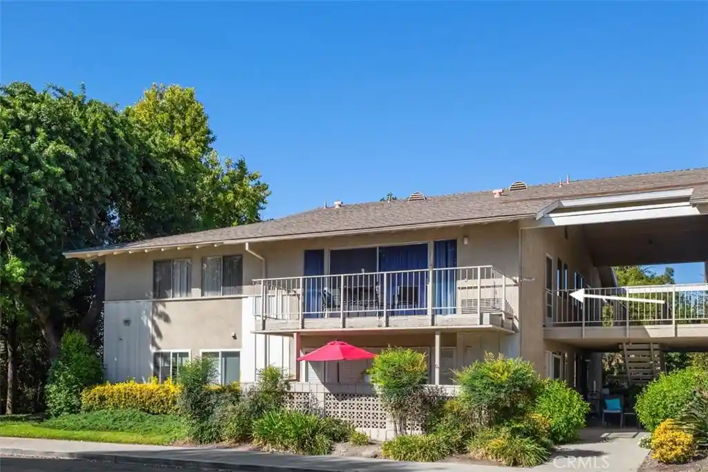 Condo for sale at 692 Avenida Sevilla #P, Laguna Woods, CA 92637 | MLS# OC26228396