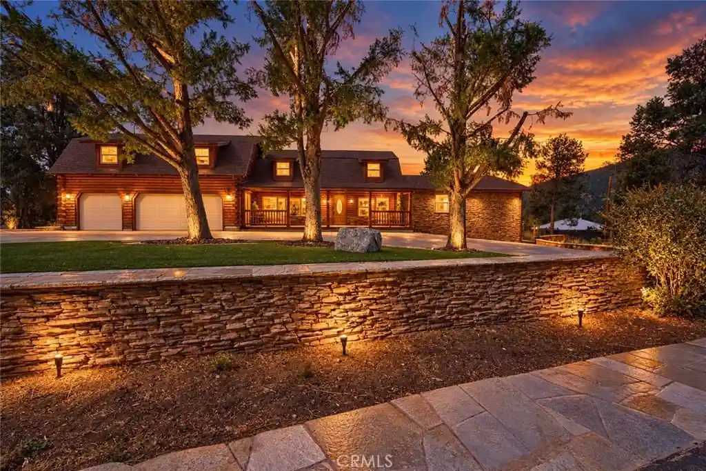 Photo 1 of Single family home for sale at 1128 Snowbird Dr, Frazier Park, CA 93225 | MLS# CV26226828 | Listing updated on 2026-10-27