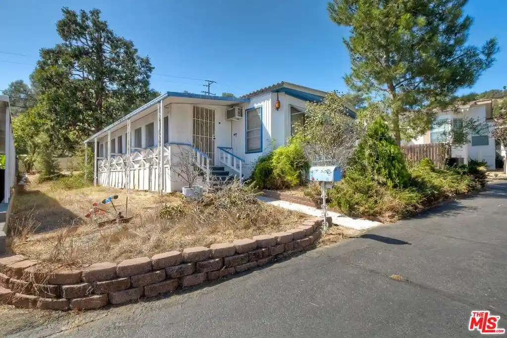 Photo 1 of Manufactured home for sale at 3909 Reche Rd #40, Fallbrook, CA 92028 | MLS# 26993391 | Listing updated on 2026-10-28