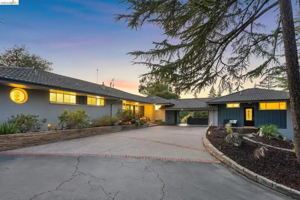 Single family home for sale at 11260 Kerrigan Dr, Oakland, CA 94605 | MLS# 41151914