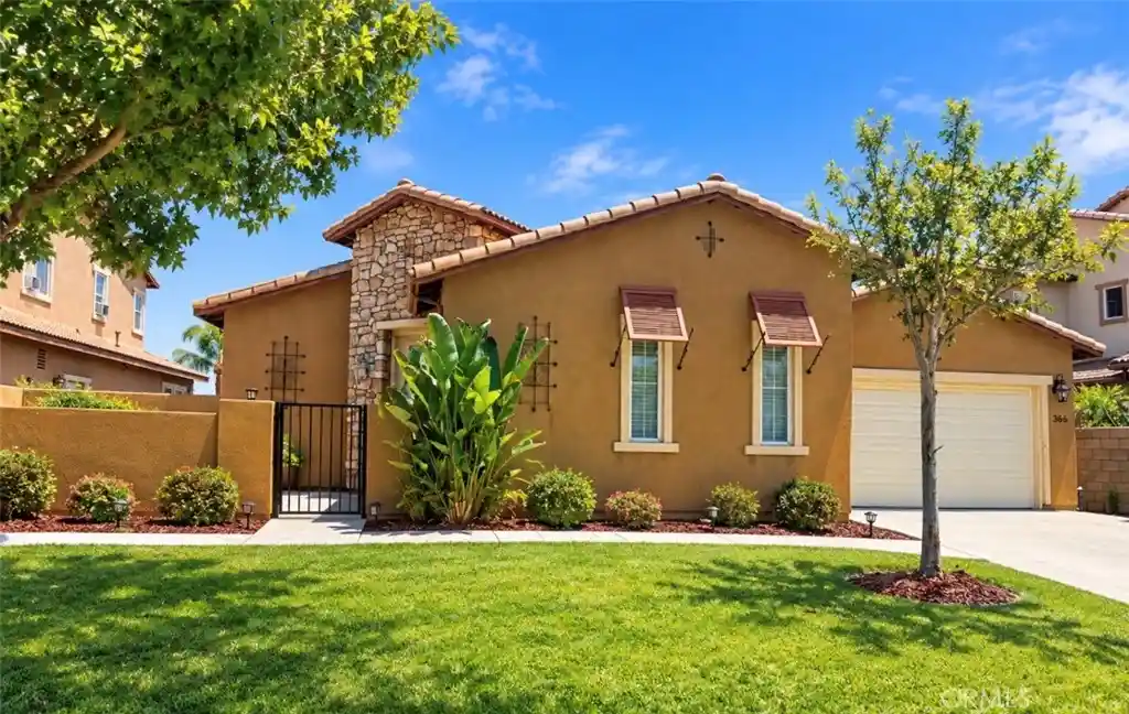 Photo 1 of Single family home for sale at 366 Caldera, Perris, CA 92570 | MLS# IG26228617 | Listing updated on 2026-10-25
