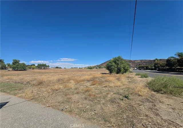 Land for sale at 0 Mountain St, Lake Elsinore, CA 92530 | MLS# TR26227109