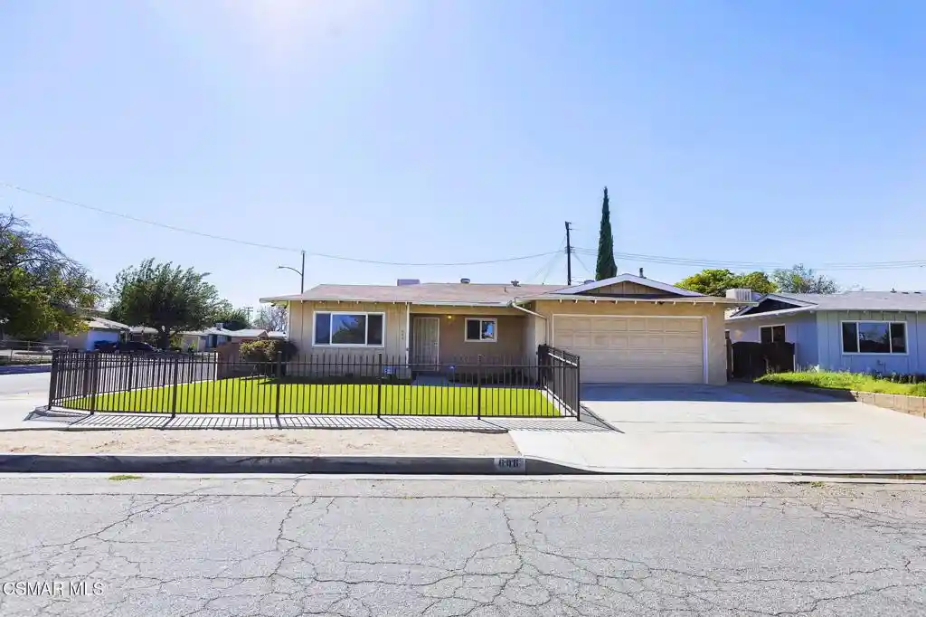 Photo 1 of Single family home for sale at 646 E Pillsbury St, Lancaster, CA 93535 | MLS# 226005005 | Listing updated on 2026-10-22