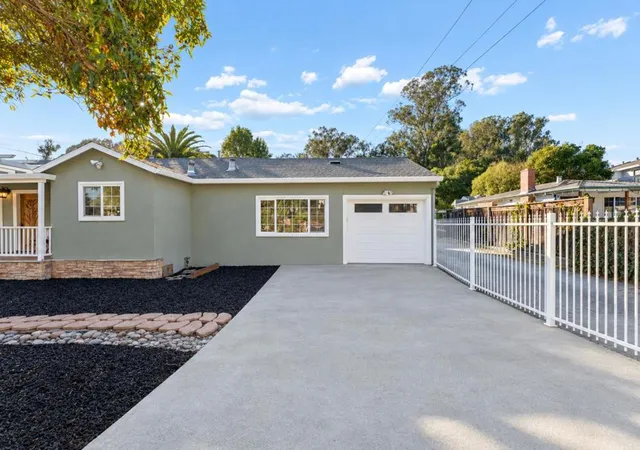 Photo 2 of Single family home for sale at 1725 30th Avenue, Santa Cruz, CA 95062 | MLS# ML82063531 | Listing updated on 2026-10-30