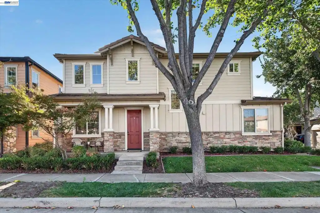 Single family home for sale at 229 Cobblestone Cmn, Livermore, CA 94550 | MLS# 41151933
