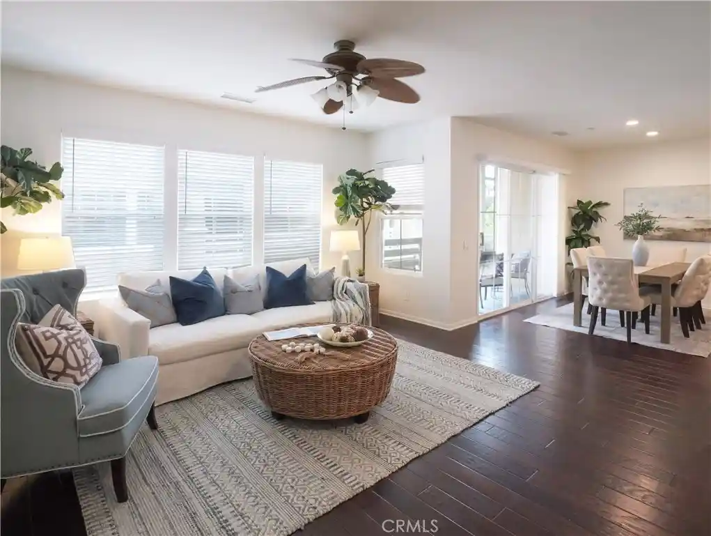 Townhouse for sale at 1800 Oak St #352, Torrance, CA 90501 | MLS# PV26225395