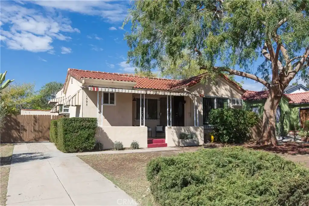 Single family home for sale at 1595 Bancroft Way, Pasadena, CA 91103 | MLS# SR26214552