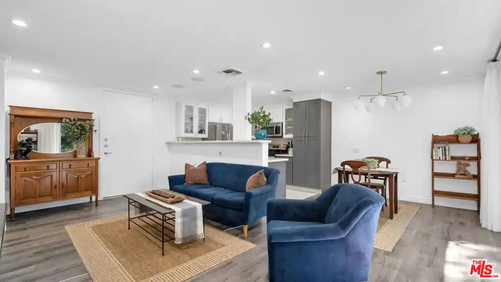 Condo for sale at 100 S Doheny Dr #221, Los Angeles, CA 90048 | MLS# 26102194