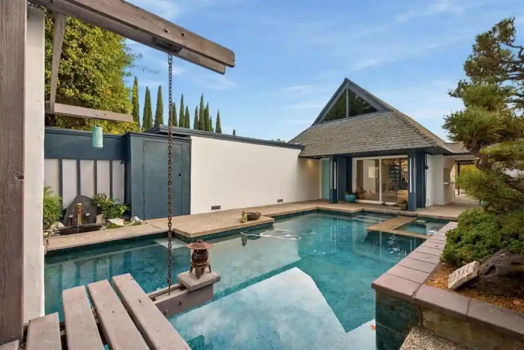 Photo 1 of Single family home for sale at 1024 E Evelyn Ave, Sunnyvale, CA 94086 | MLS# ML82065362 | Listing updated on 2026-10-30