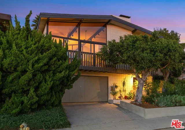 Photo 2 of Single family home for sale at 8216 Zitola Ter, Playa Del Rey, CA 90293 | MLS# 26967991 | Listing updated on 2026-10-30