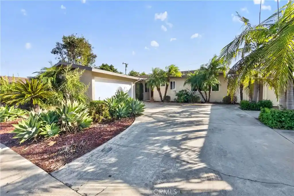 Single family home for sale at 6652 Killarney, Garden Grove, CA 92845 | MLS# PW26228847