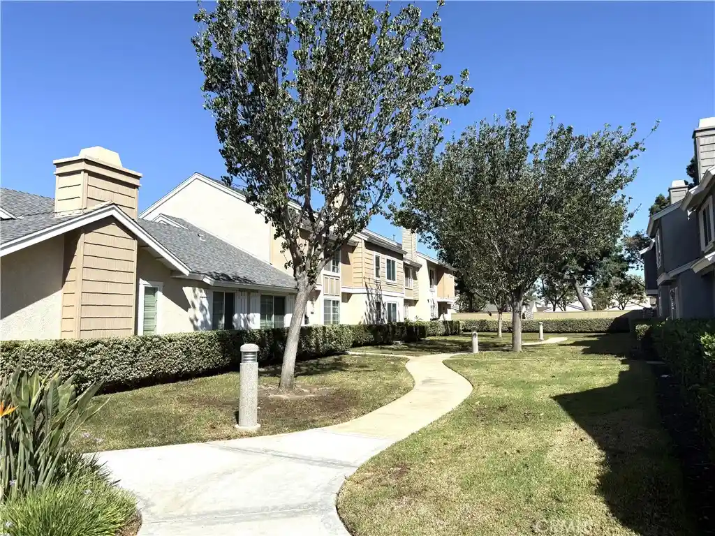 Condo for sale at 59 Fox Holw #36, Irvine, CA 92614 | MLS# WS26228936