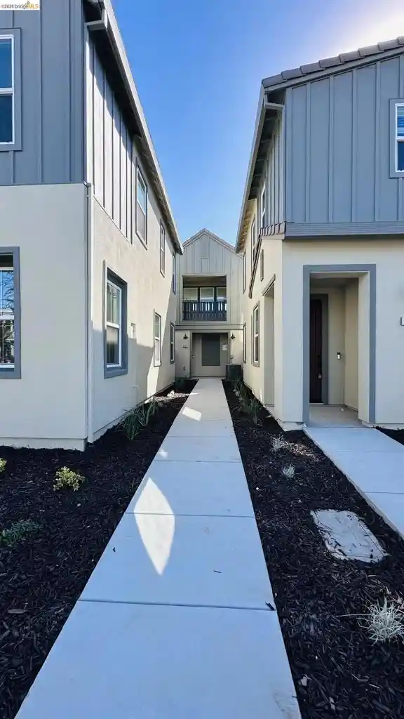 Photo 1 of Condo for sale at 2406 Garden Farms Ave, Lathrop, CA 95330 | MLS# 41151979 | Listing updated on 2026-10-29